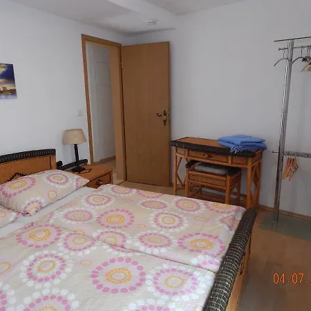 Apartman Geary Klotten