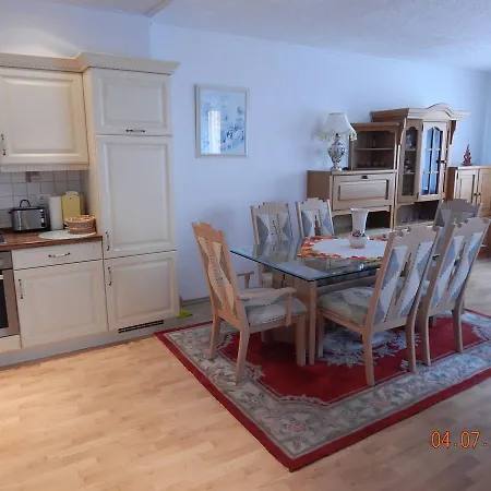 Apartman Geary Klotten