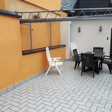 Geary Apartment *